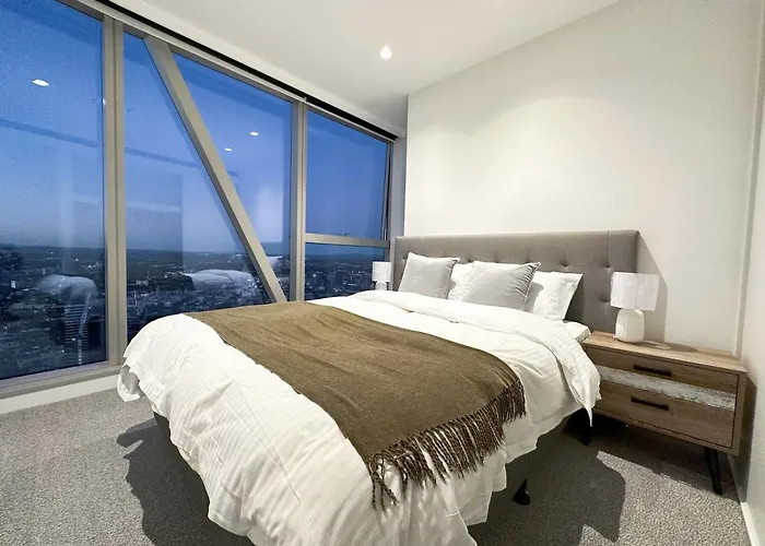 Melbourne Cbd Apt With Free Car Park Ocean View