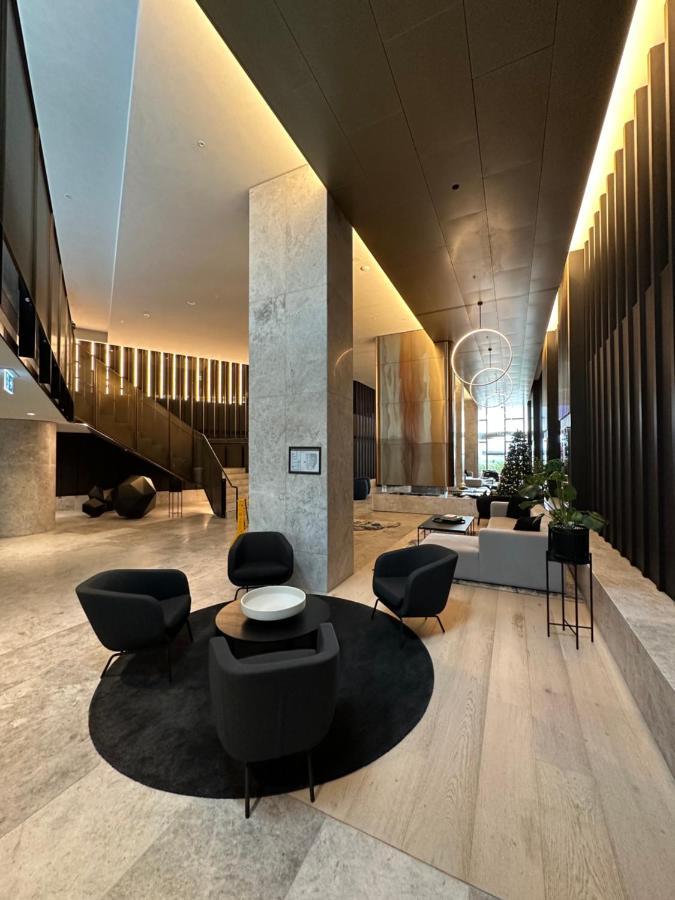 Cbd With Free Car Park Ocean View Apartment Melbourne